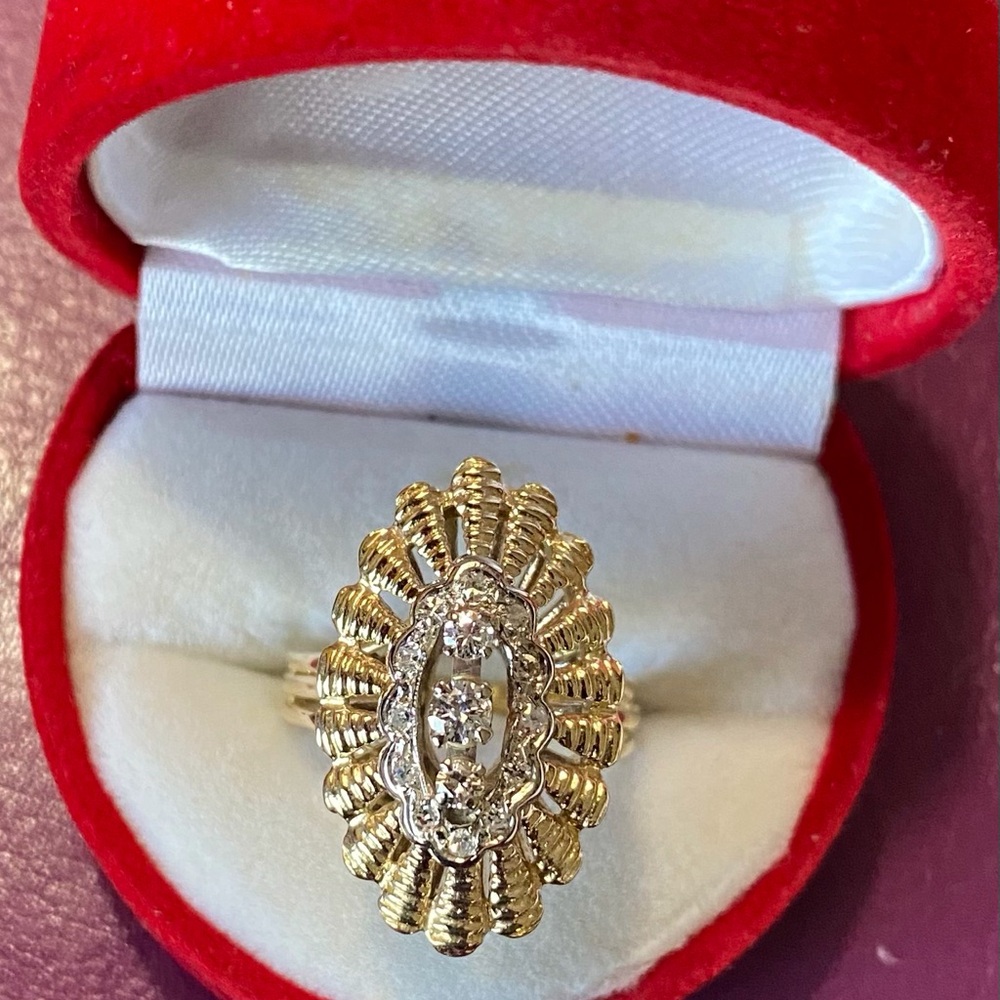 DIAMOND ,14K WHITE & YELLOW GOLD RING